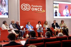 La mitad de las personas con discapacidad se sienten solas